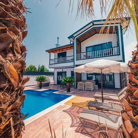 Sapanca Goeldibi Bed & Breakfast
