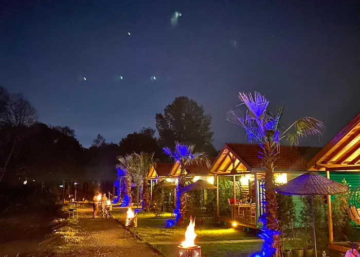 Sapanca Goeldibi Oda ve Kahvaltı 3*